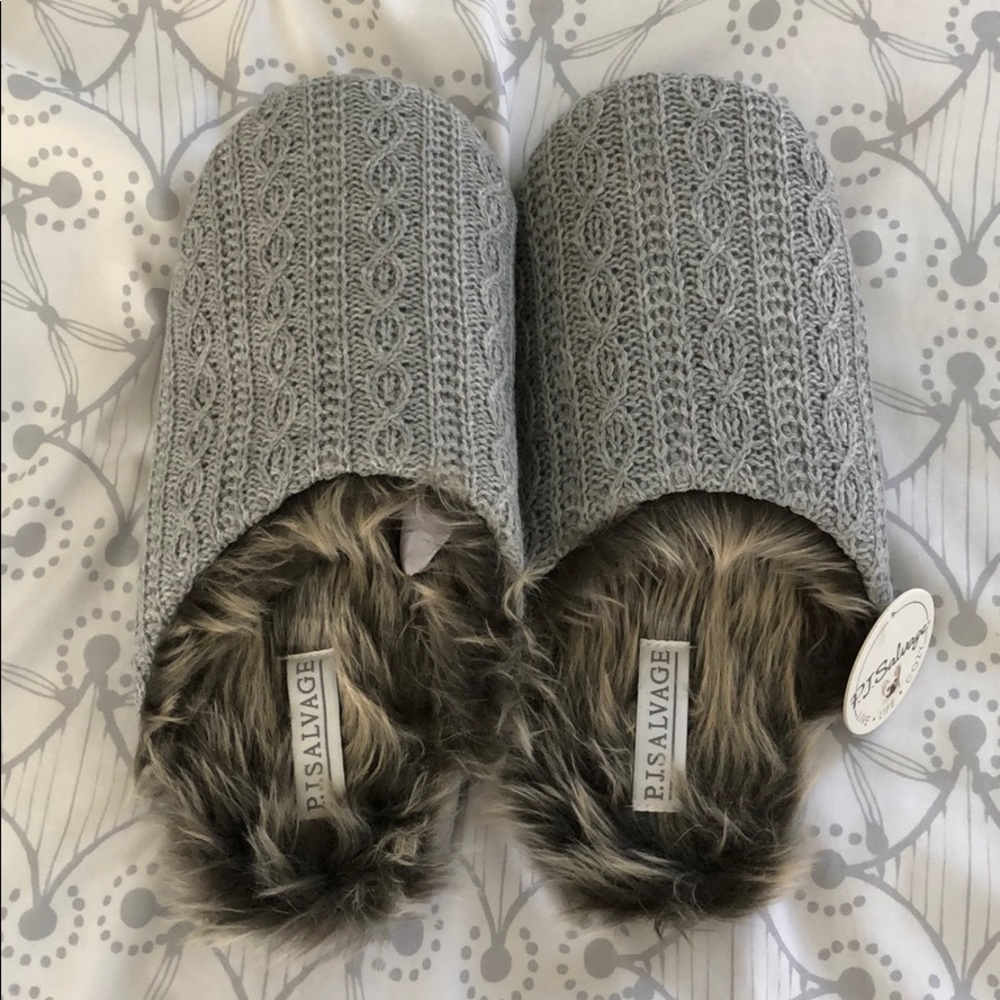NWT P.J. Salvage Slide on Slippers